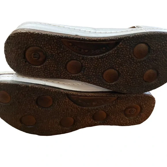 Sheridan Mia Multicolor Floral Sandals - Picture 4 of 11